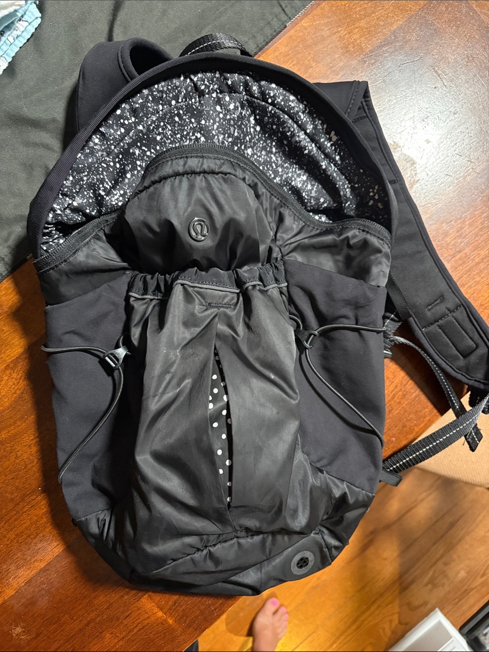 lululemon athletica Run All Day Black Backpack with Speckled Interior